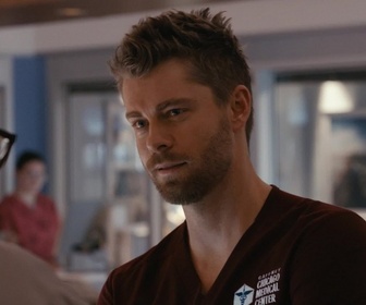 Replay Chicago Med - S10 E20 - La grève des invisibles