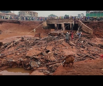 Replay Les images des inondations dévastatrices et meurtrières au Nigeria