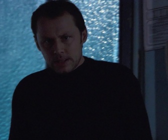 Replay Central nuit - S06 E01 - Comme des sœurs