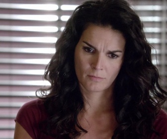 Replay Rizzoli & Isles: Autopsie d'un meurtre - S04 E01 - Assassinat politique