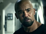 Replay S.W.A.T. - S04 E15 - Braquages en direct