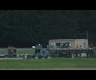 Replay Royaume-Uni : incident majeur près d'une base militaire, cinq hommes arrêtés