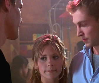 Replay Buffy contre les vampires - S1 E5 - Un premier rendez-vous manqué