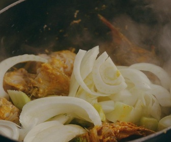 Replay Petits Plats en équilibre - Soupe de poisson fin de marché