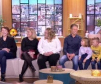 Replay Ça commence aujourd'hui - Triplés : ils sont passés de couple à famille nombreuse !