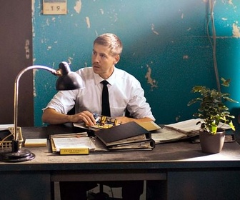 Replay The Middle Man