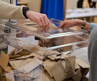 Replay 28 minutes - Municipales, les grandes manœuvres