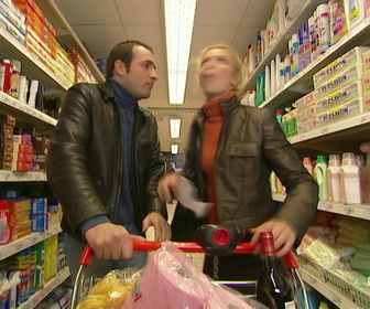 Replay Un gars, une fille - S1E37 - Au supermarché (1)