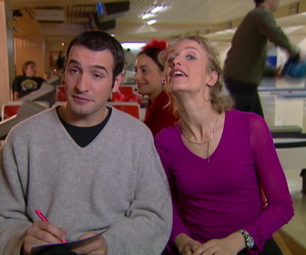 Replay Un gars, une fille - S1E40 - Jouent aux bowling