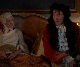 Replay La petite histoire de France - Un petit nom charmant / La main dans le vase / Un moment d'égarement