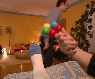 Replay Un gars, une fille - La convalescence de la belle-mère