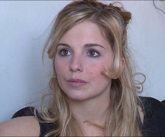 Replay Au nom de la vérité - S01 E09 - Un gendre troublant