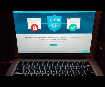 Replay Bruxelles ouvre une enquête sur quatre sites pornographiques concernant la protection des mineurs