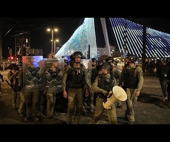 Replay Dizaines de milliers d'ultra-orthodoxes manifestent à Jérusalem contre la conscription en Israël
