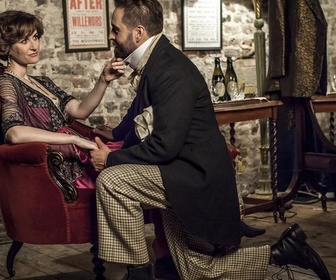 Replay Mr Selfridge - S2 E6 - Un petit air innocent