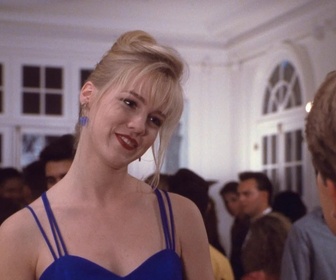 Replay Beverly Hills, 90210 - S02 E11 - Au fond du coeur