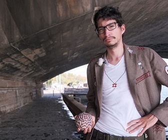 Replay Tracks East - Dans le collimateur de la Russie
