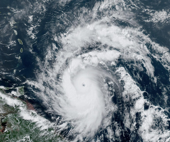 Replay Élément Terre - Béryl : un ouragan hors-norme, résultat de la surchauffe des océans