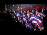 Replay Les danseuses du Moulin Rouge célèbrent l'arrivée du Tour de France à Paris