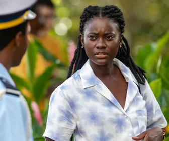 Replay Meurtres au paradis - Un foyer aimant