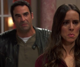 Replay Les flammes du passé - S01 E82