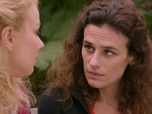 Replay Petits secrets entre voisins - S03 E19 - Les photos dénudées