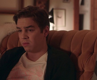 Replay Le Chalet - S01 E11 - La fois où Francis a eu la meilleure note de sa vie