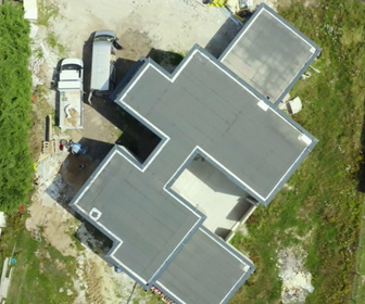 Replay Ils construisent la maison de leurs rêves - E2 - Episode 2