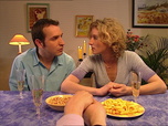Replay Un gars, une fille - S3E124 - Le fiancé de la belle-mère