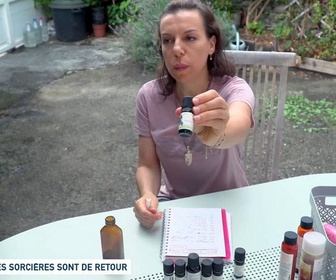 Replay Un jour, un doc - Les sorcières sont de retour