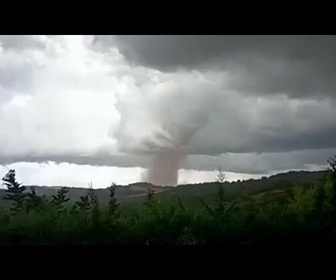 Replay Tornade dans l'Aude : près de 40 blessés et 300 maisons endommagées