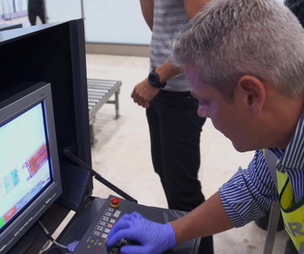 Replay Au cœur des douanes - S3E7 - Episode 7