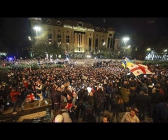 Replay L'opposition géorgienne descend dans la rue contre les élections volées