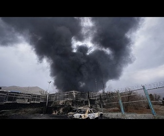 Replay L'Iran accusé d'attaques aux Émirats arabes unis et à Bahreïn, la fumée recouvre Téhéran