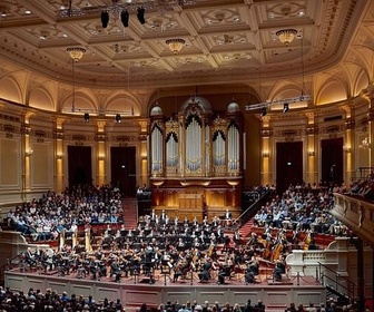 Replay Anton Bruckner - Manfred Honeck dirige la 8e de Bruckner au Concertgebouw