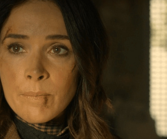 Replay Timeless - S2 E11 - Le miracle de Noël (1/2)