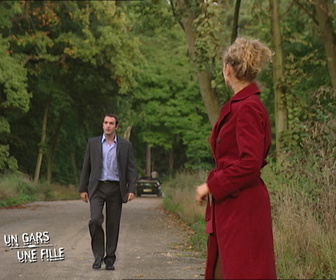 Replay Un gars, une fille - S4E21 - Auto-stop (1)