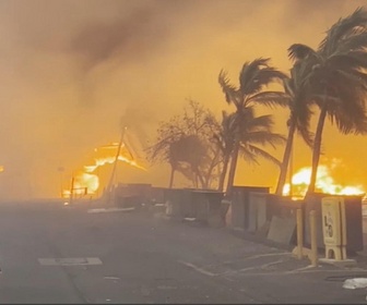 Replay Catastrophes naturelles : piégés au coeur du chaos - E3 - Enfer à Hawaï