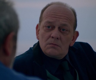 Replay Caïn - S04 E10 - La traversée