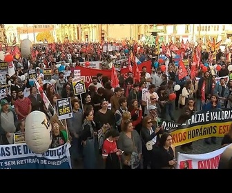 Replay Manifestations de masse à Lisbonne et à Porto contre la vie chère