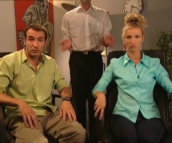 Replay Un gars, une fille - S3E14 - Cherchent un nouveau psy (1)