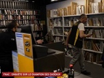 Replay Un jour, un doc - FNAC : enquête sur le champion des cadeaux / Shopping XXL : les centres commerciaux révolutionnent Noël