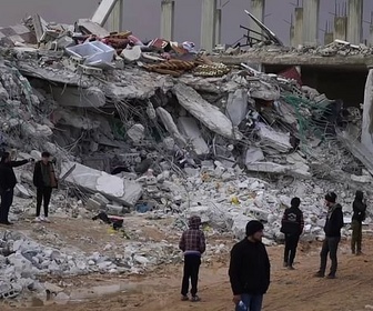 Replay Séismes en Turquie et en Syrie - En Syrie, survivre et avoir faim après le séisme