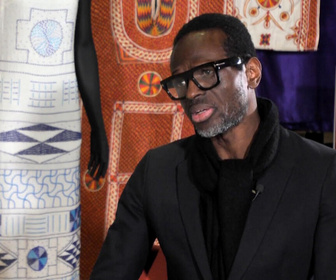 Replay À l'Affiche ! - Imane Ayissi, couturier star de l'exposition Africa Fashion au Quai Branly