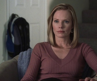 Replay Les experts - S03 E16 - La fièvre de l'or