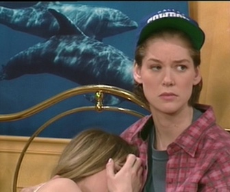 Replay Hélène et les garçons - S02 E50 - La tentation 3