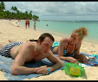 Replay Un gars, une fille - S2E60 - En Guadeloupe (2)