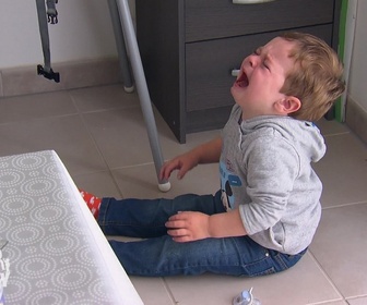 Replay Super Nanny - Maman dit oui, papa dit non : nos enfants en profitent