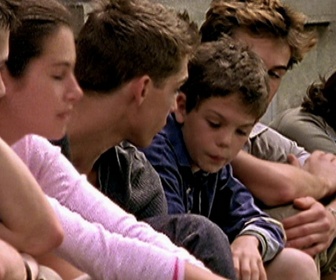 Replay La vie devant nous - S01 E03 - Stan baby sitter