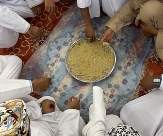 Replay Voyage en cuisine - Oman : le harees